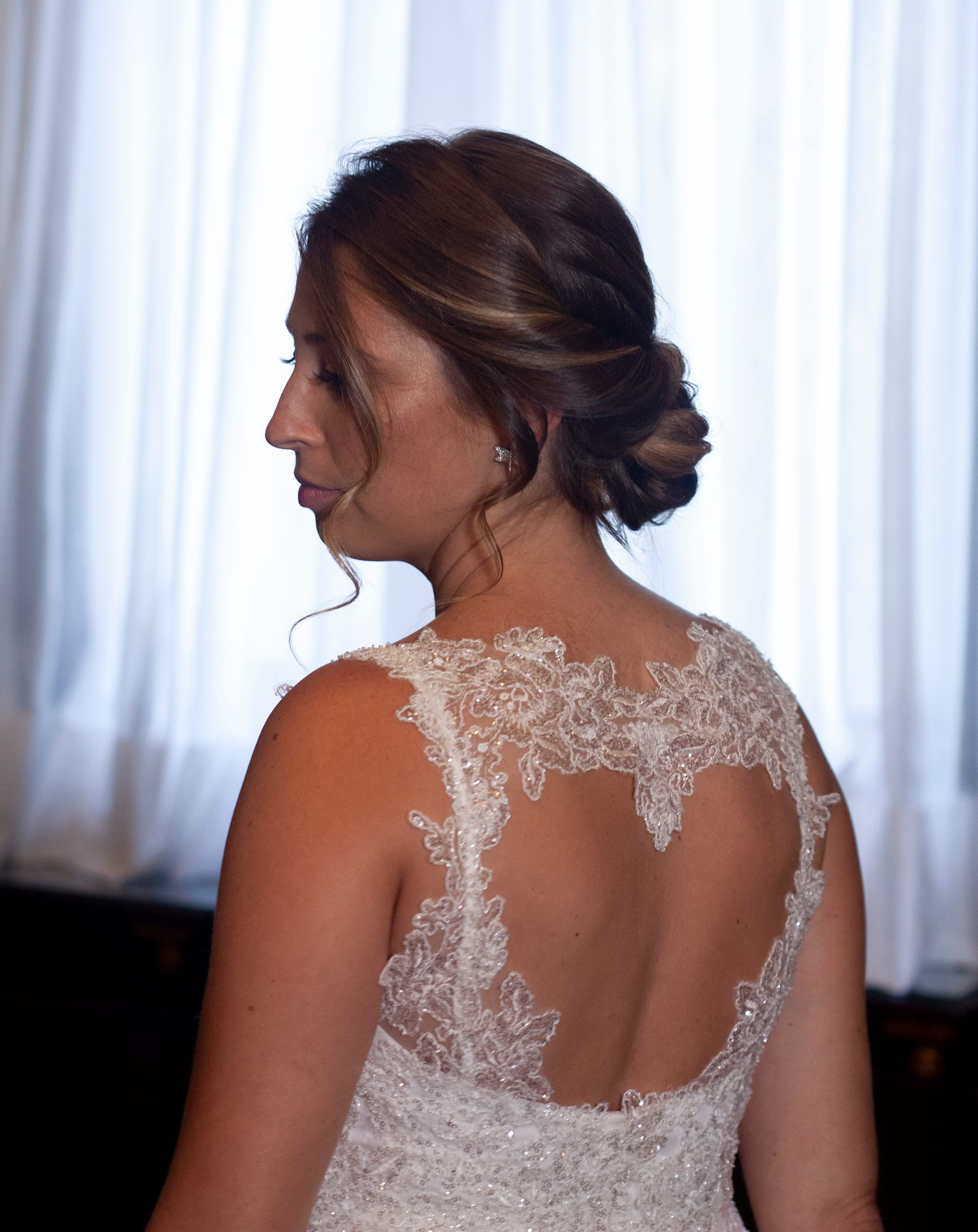 Maquillaje y peinado de novia por Debra Beauty en Málaga