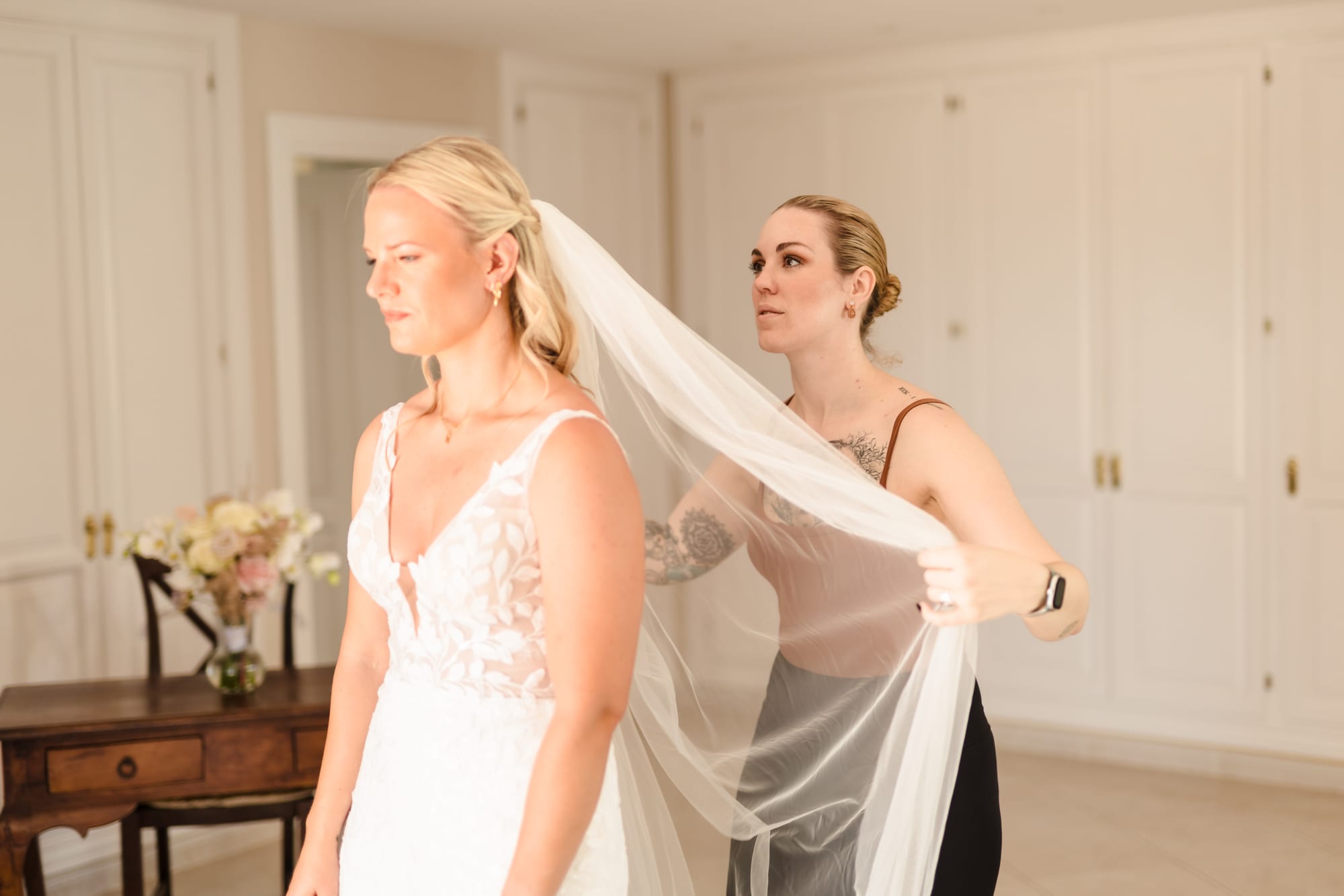 Maquillaje y peinado de novia por Debra Beauty en Málaga