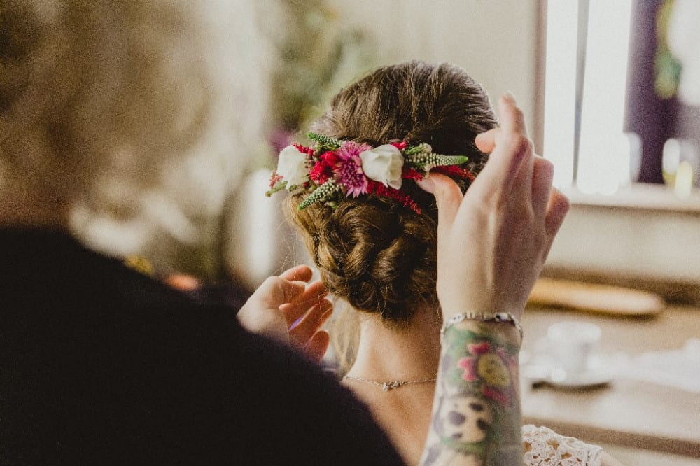 Maquillaje y peinado de novia por Debra Beauty en Málaga
